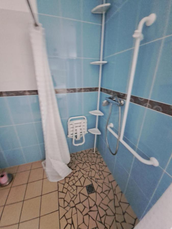 Hotel De La Poste Tardets-Sorholus Kültér fotó