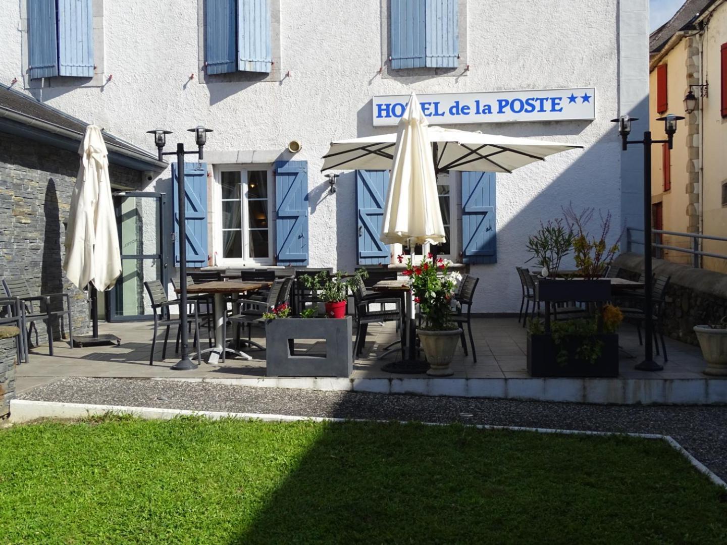 Hotel De La Poste Tardets-Sorholus Kültér fotó