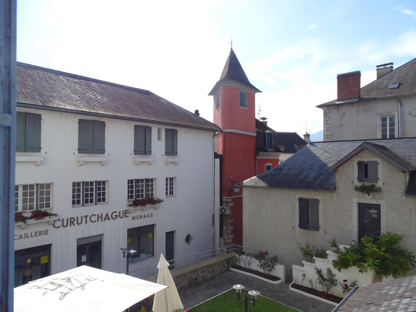 Hotel De La Poste Tardets-Sorholus Kültér fotó